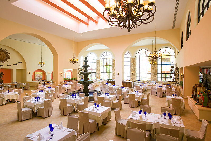Occidental At Xcaret Destination Hotel Playa del Carmen Ngoại thất bức ảnh The restaurant at the hotel
