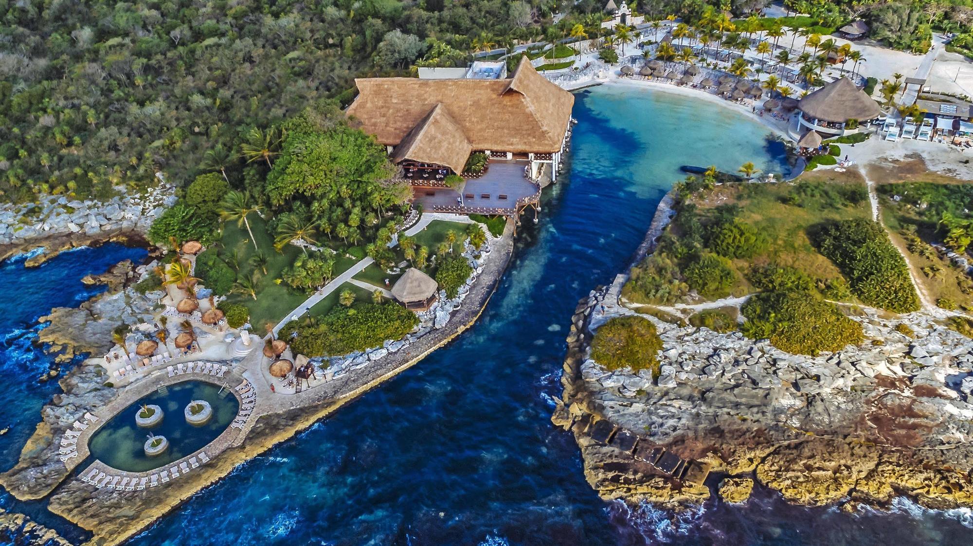 Occidental At Xcaret Destination Hotel Playa del Carmen Ngoại thất bức ảnh Aerial view of the lazy river