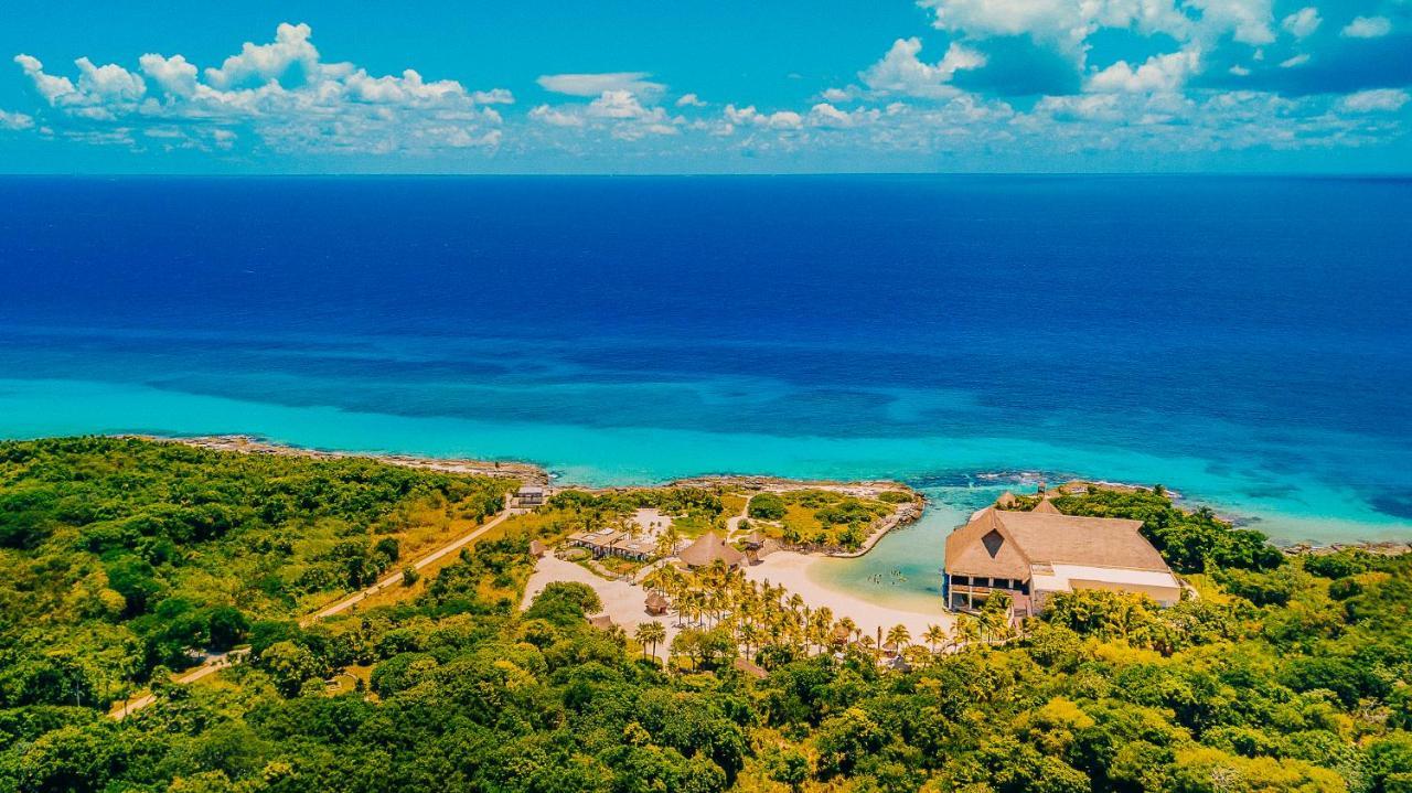 Occidental At Xcaret Destination Hotel Playa del Carmen Ngoại thất bức ảnh Aerial view of the resort